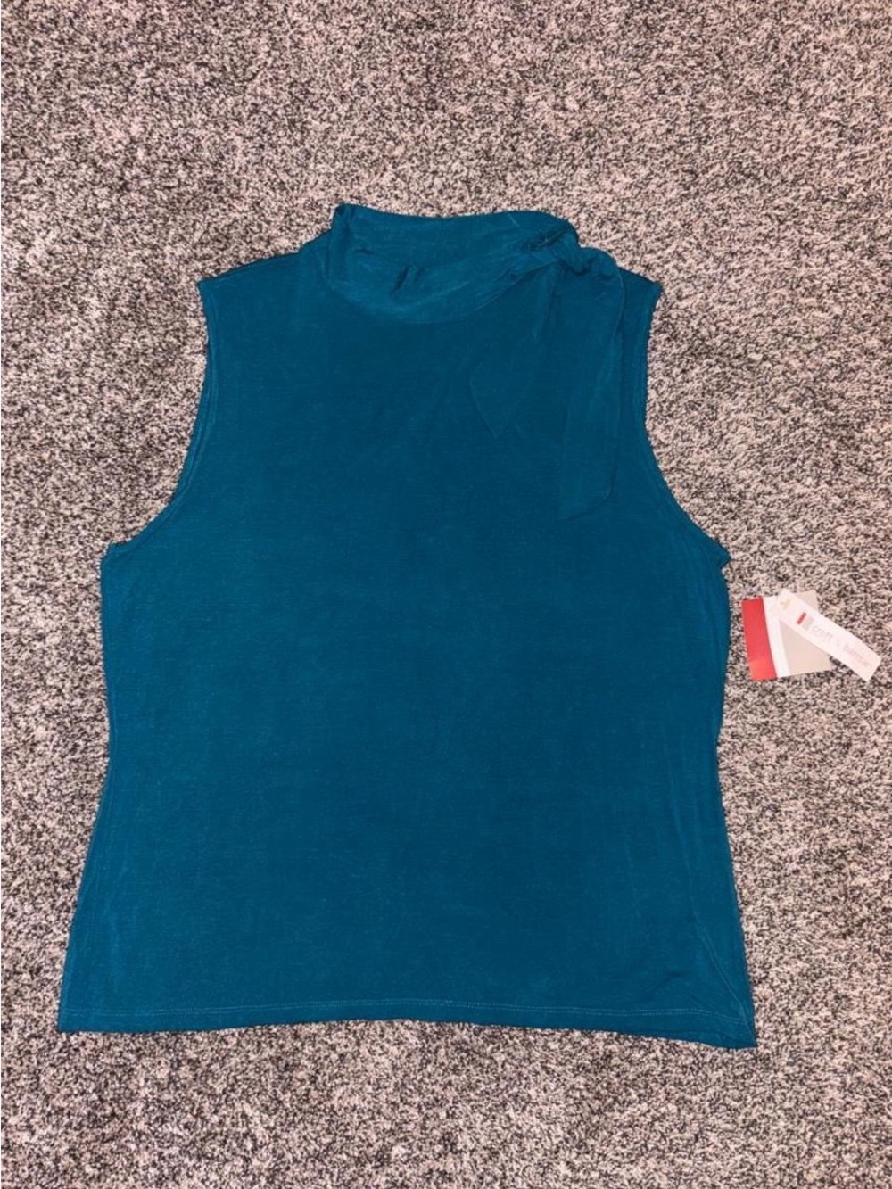 NWT Y2K tank top with ascot